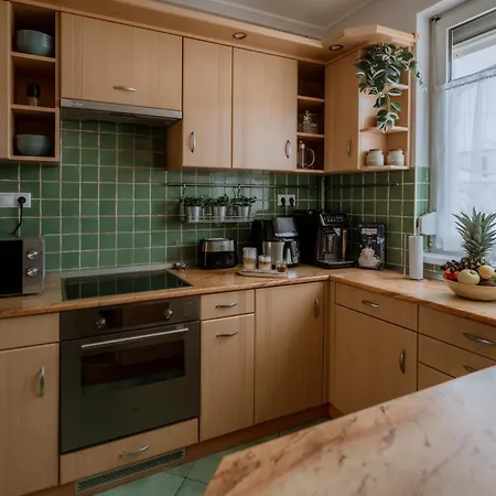 Apartment Vadrozsa