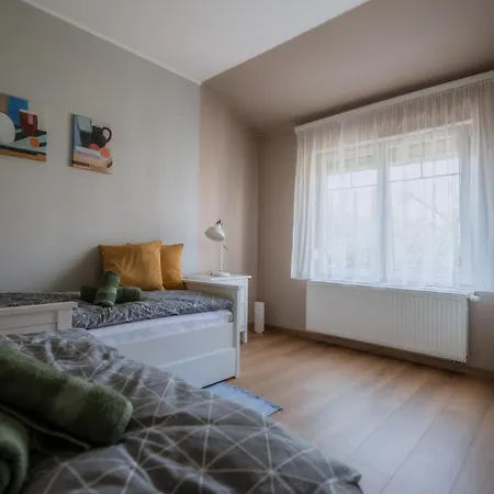 Apartment Vadrozsa